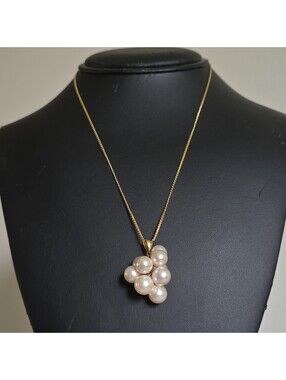 Vintage 18K Pearl Cluster Pendant Necklace